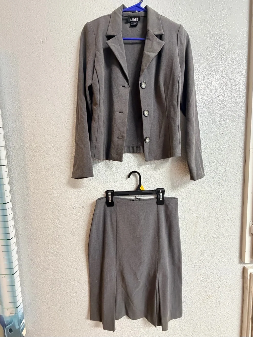 A. Byer Gray Two-Piece Skirt Suit - Tailored Blazer & Pencil Skirt (stretchy)
